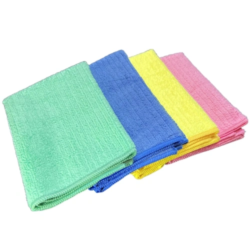 Mikroutěrka Quatro, 40x40 cm.jpg Mikroutěrka Quatro, 40x40 cm.jpg